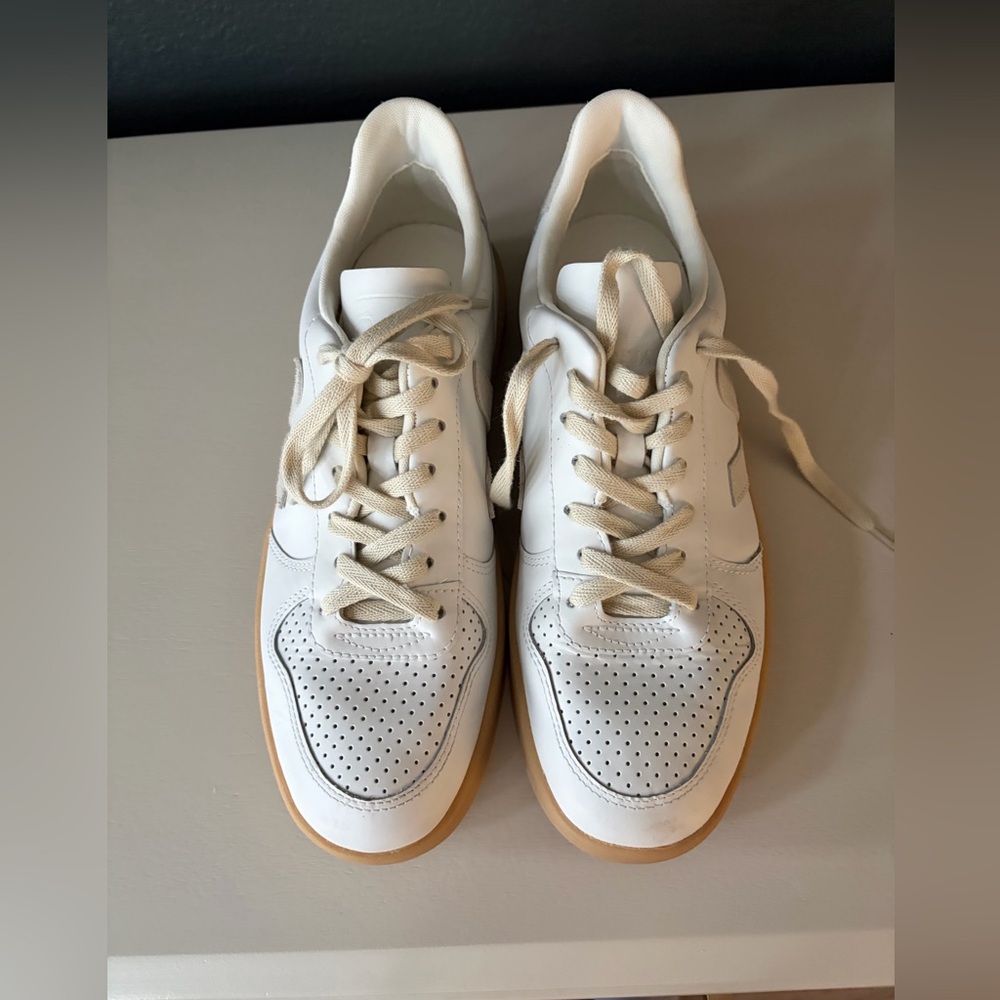 Veja V-10 Sneakers
